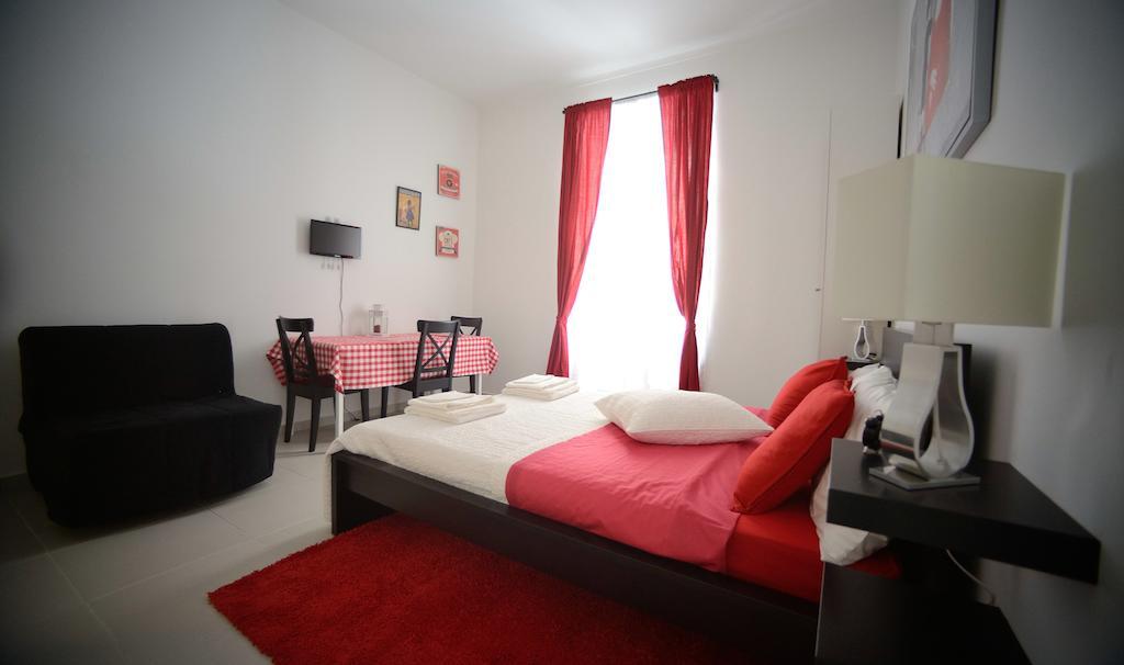 Bed and Breakfast Casa Petrarca Turyn Pokój zdjęcie